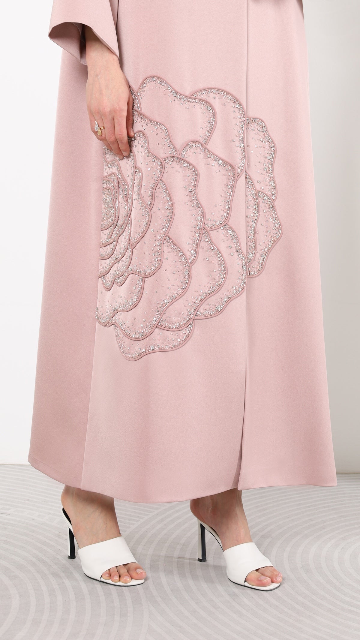 Classic Abaya RE312