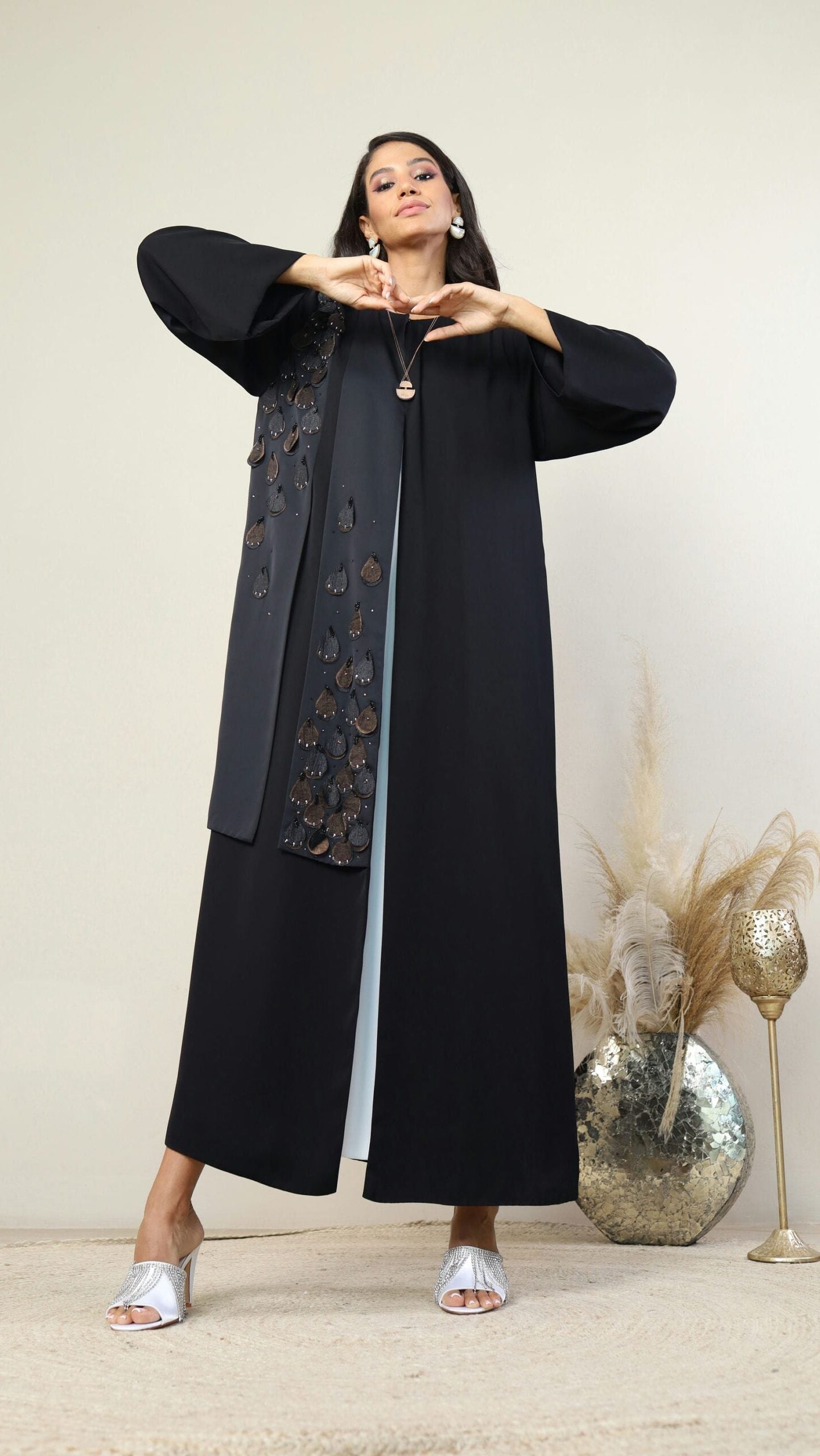 Classic Abaya - RE210
