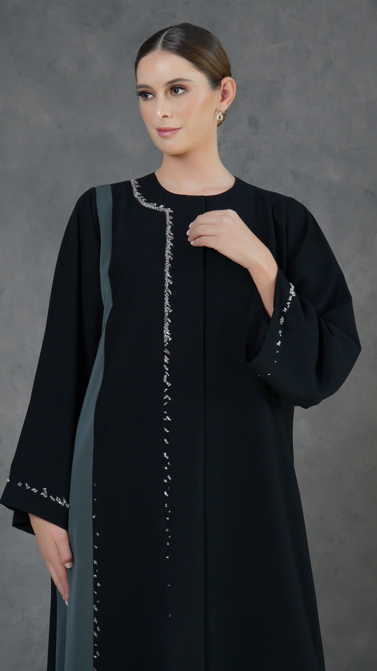 Classic Abaya RE128