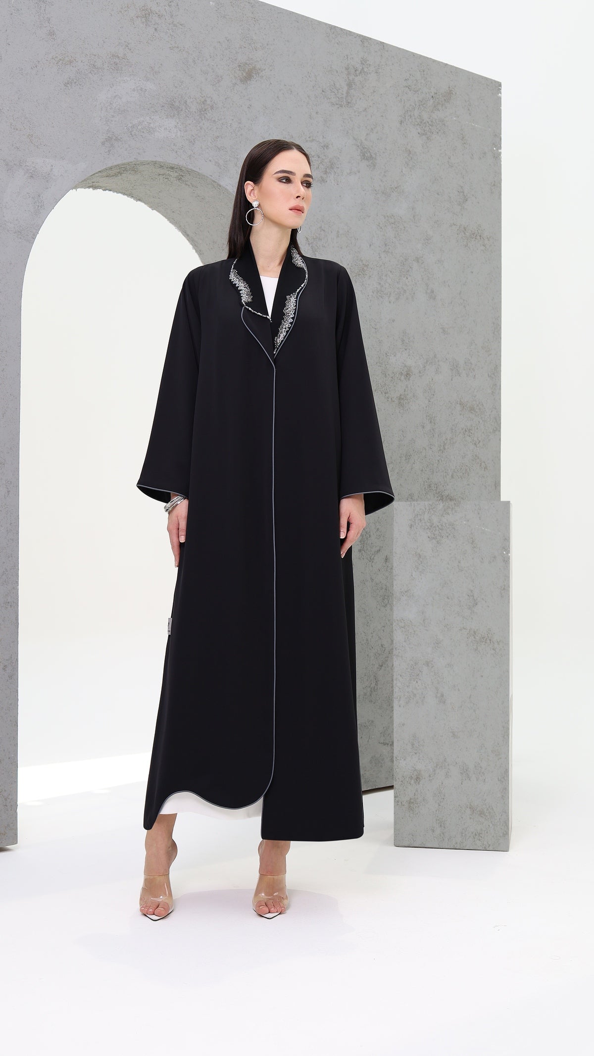 Classic Abaya - RE226