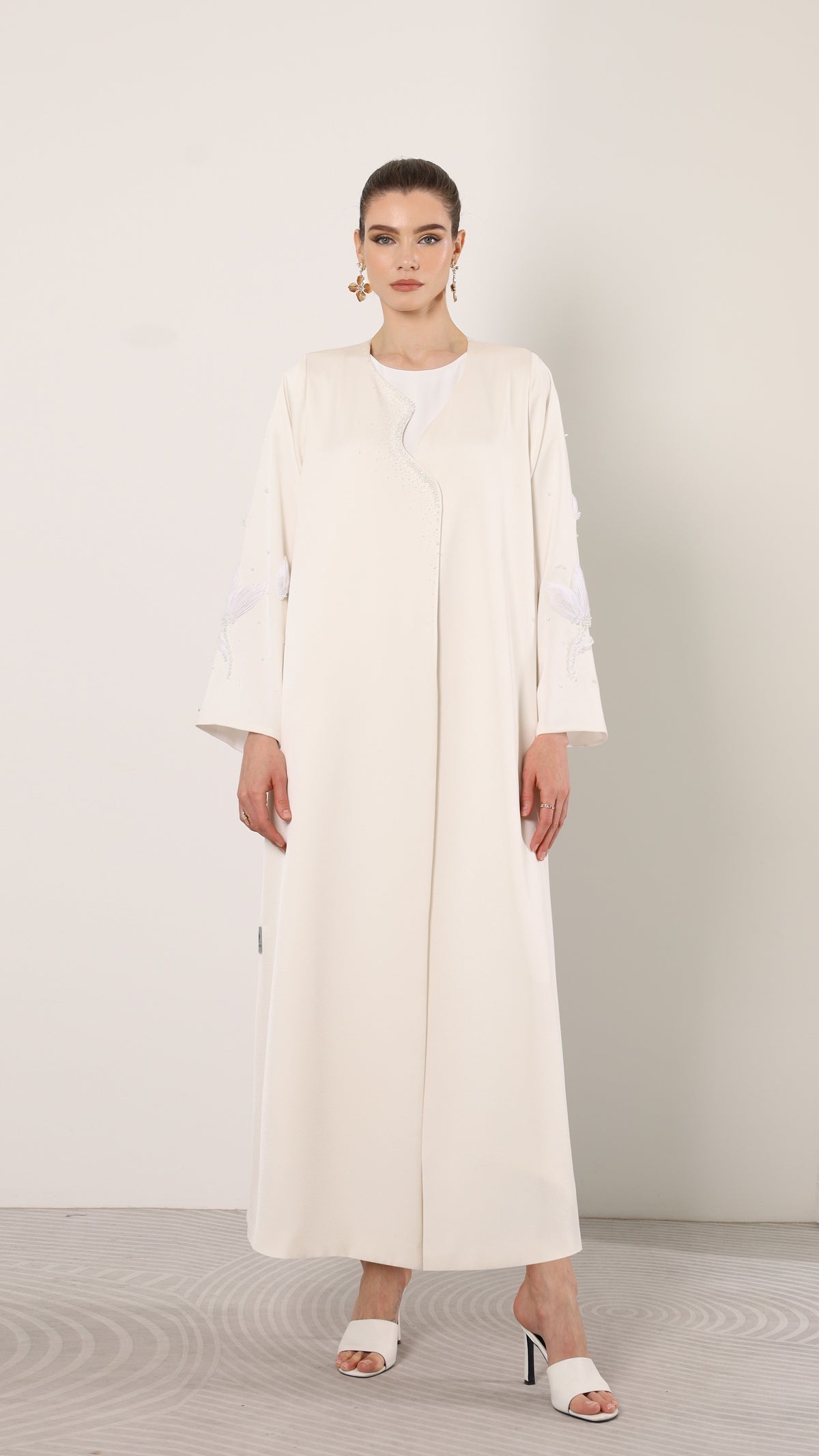 Classic Abaya RE310