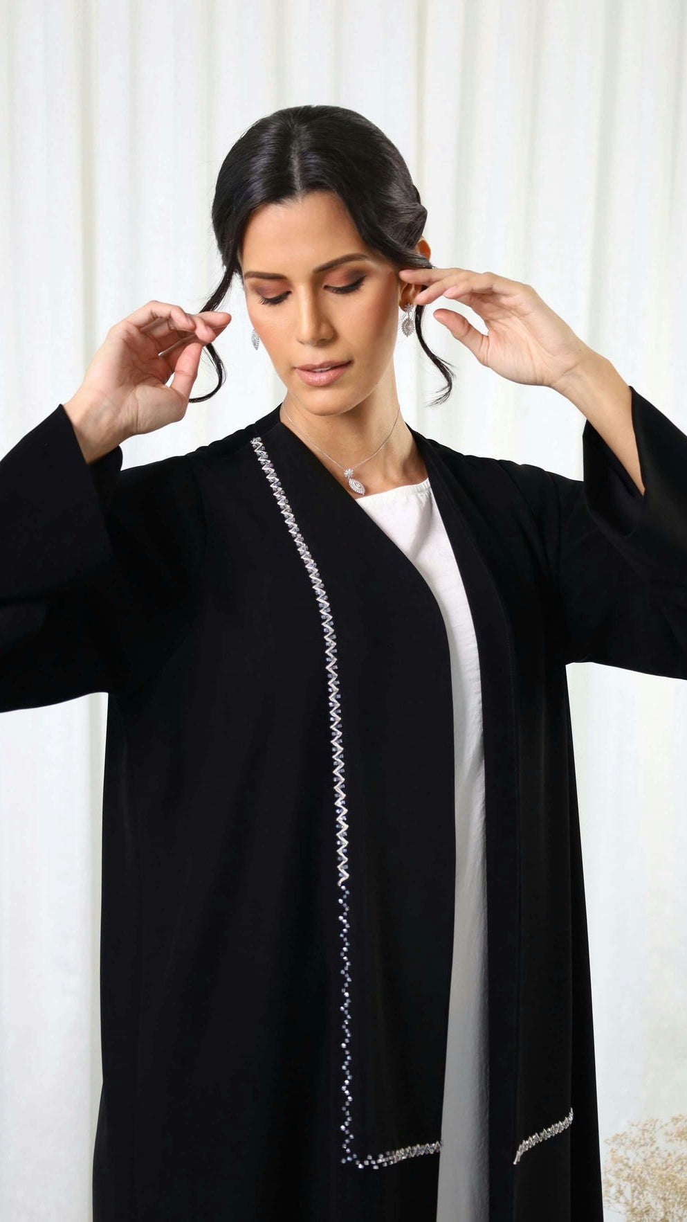 Classic Abaya RE168