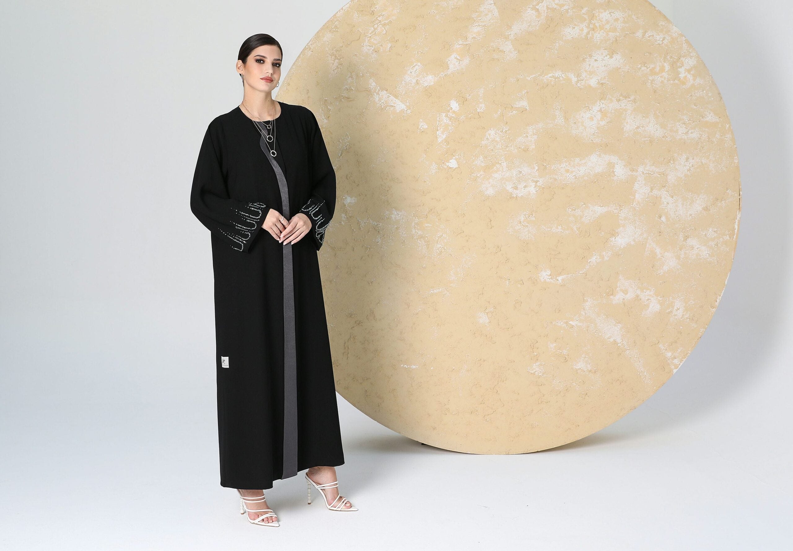 Classic Abaya - RE186