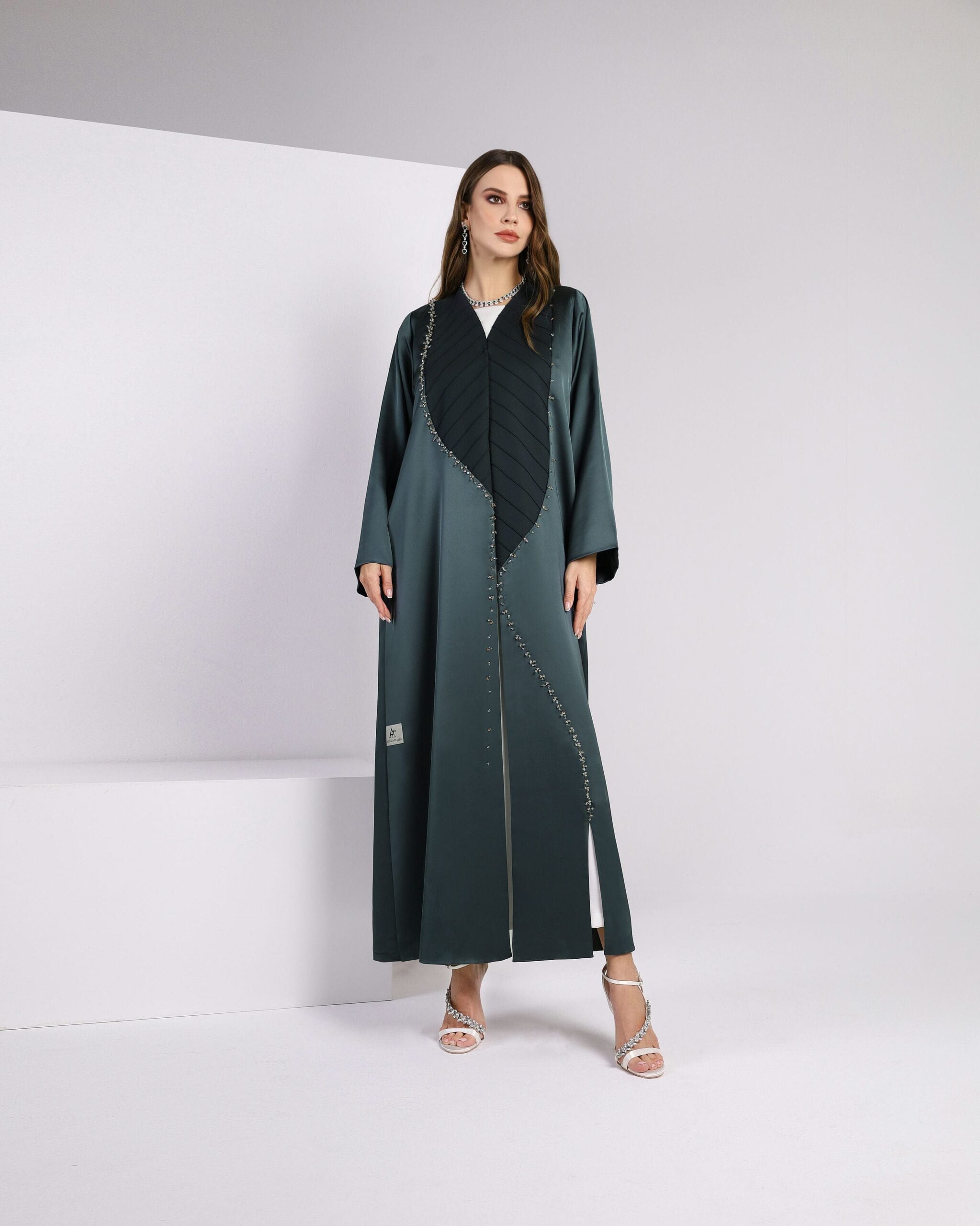 Classic Abaya - RE199