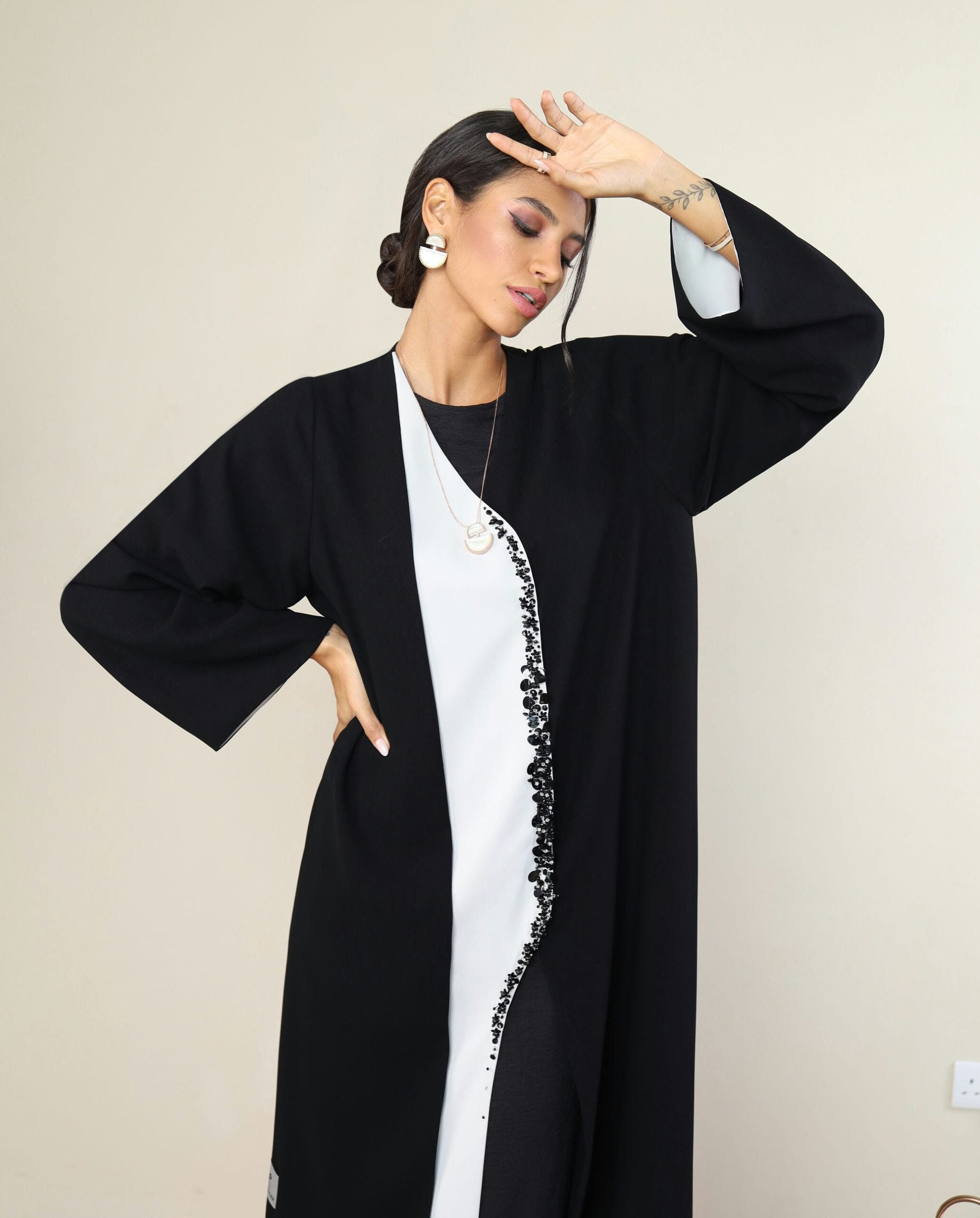 Classic Abaya - RE218