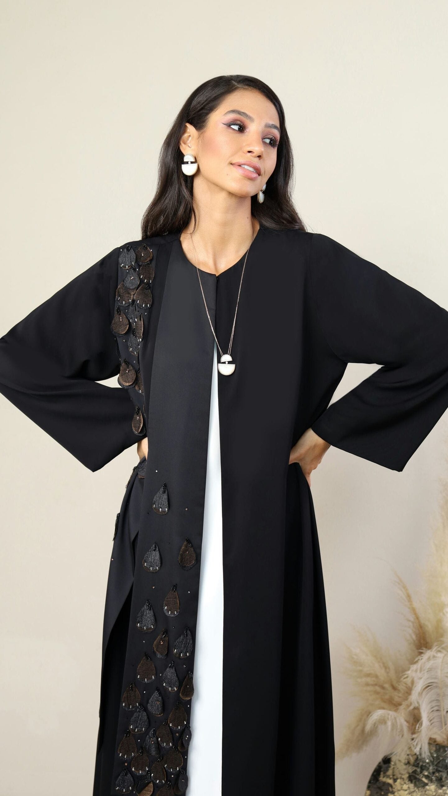 Classic Abaya - RE210