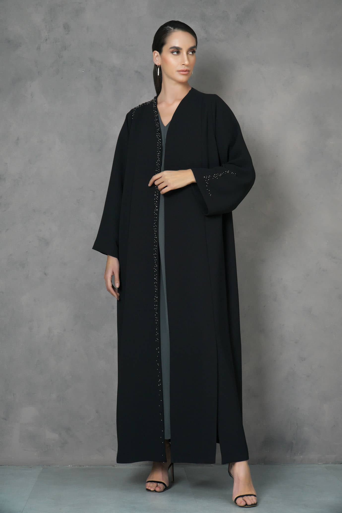 Classic Abaya RE121